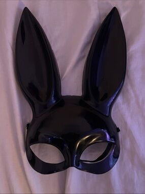 Black Bunny Mask 🖤